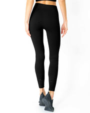 Avesa™ Seamless Legging with Ribbing Detail