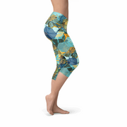 Avesa™ Hexagon Floral Capri Leggings